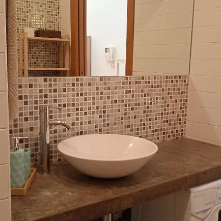 Via Alfredo Barbacci Apartment Bologna